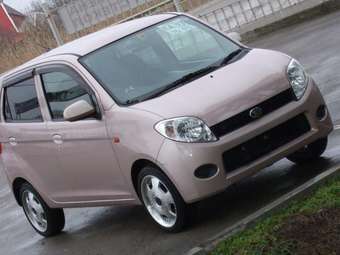 2002 Daihatsu Max Pictures