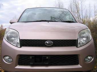 2002 Daihatsu Max Pictures