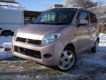 2002 Daihatsu Max Photos