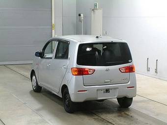 2002 Daihatsu Max Pictures