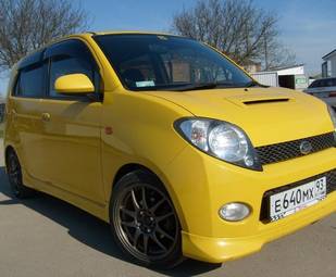 2003 Daihatsu Max Photos
