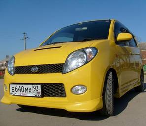 2003 Daihatsu Max Photos