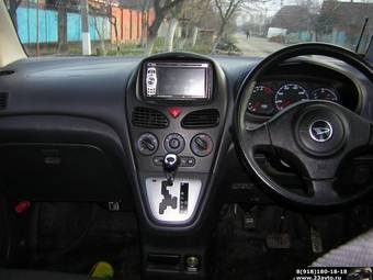 2003 Daihatsu Max Pictures