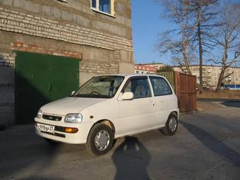 1997 Daihatsu Mira Photos