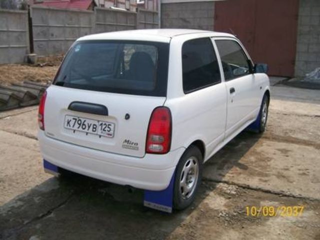 2001 Daihatsu Mira