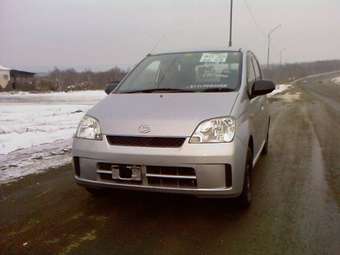 2003 Daihatsu Mira Pictures