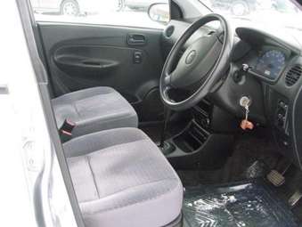 2003 Daihatsu Mira Images