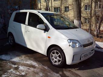 2003 Daihatsu Mira Pictures