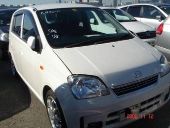 2003 Daihatsu Mira Photos