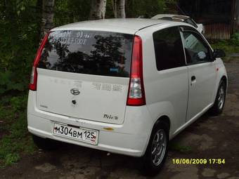 2003 Daihatsu Mira Photos