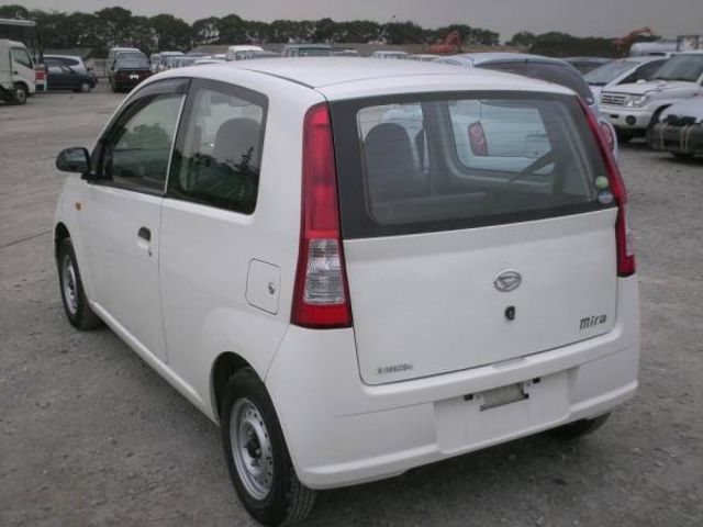 2004 Daihatsu Mira