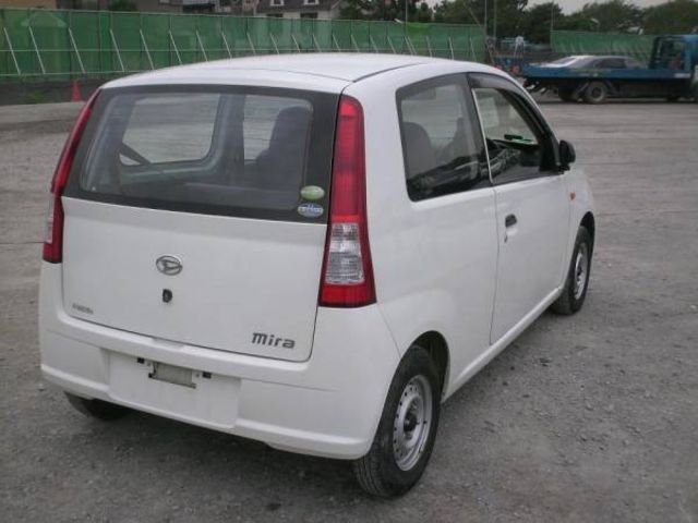 2004 Daihatsu Mira