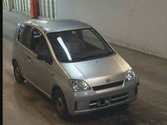 2004 Daihatsu Mira Pics