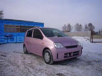 2004 Daihatsu Mira Pics