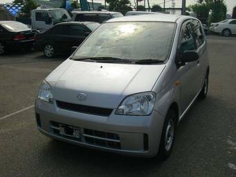 2004 Daihatsu Mira Pictures