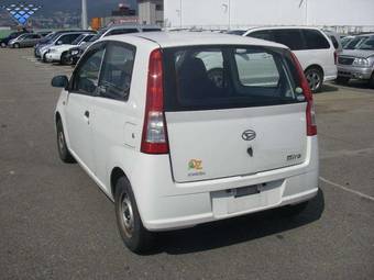 2004 Daihatsu Mira Photos