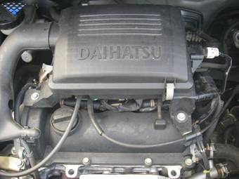 2004 Daihatsu Mira Photos