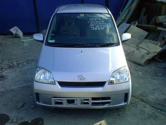 2004 Daihatsu Mira Pictures