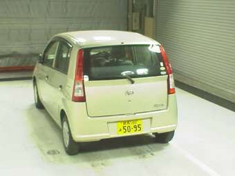 2005 Daihatsu Mira Photos