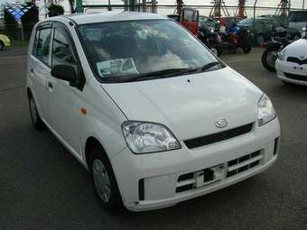 2005 Daihatsu Mira Images