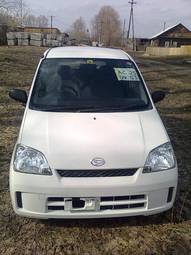 2005 Daihatsu Mira Pictures