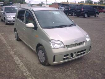 2005 Daihatsu Mira Photos