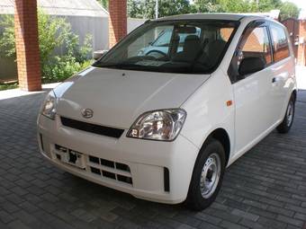 2005 Daihatsu Mira