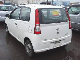 2005 Daihatsu Mira Pictures