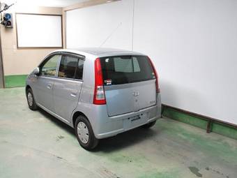 2006 Daihatsu Mira Pictures