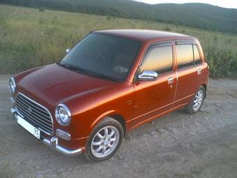 2002 Daihatsu Mira Gino Photos