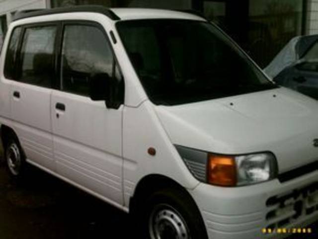 1998 Daihatsu Move