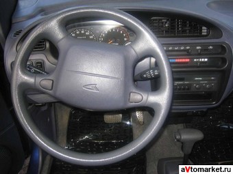 1998 Daihatsu Move Pictures