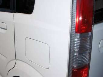 2004 Daihatsu Move Wallpapers