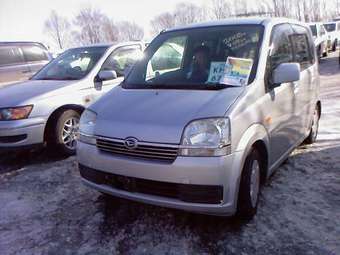 2004 Daihatsu Move Pictures