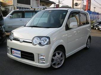 2005 Daihatsu Move Photos