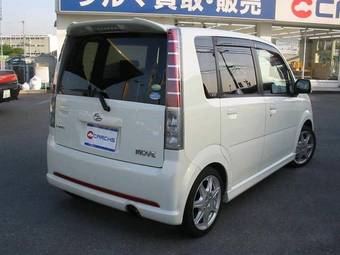 2005 Daihatsu Move Pictures