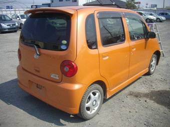 2004 Daihatsu Move Latte Pictures