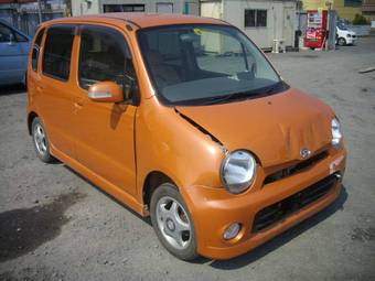 2004 Daihatsu Move Latte Pictures