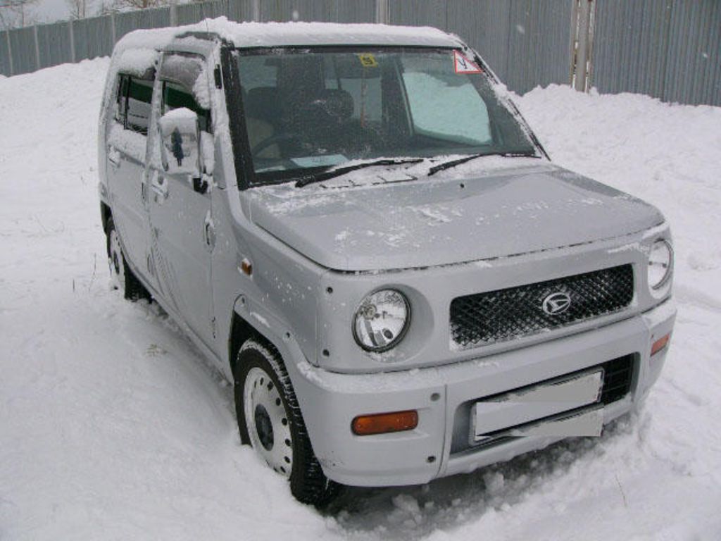 2001 Daihatsu Naked