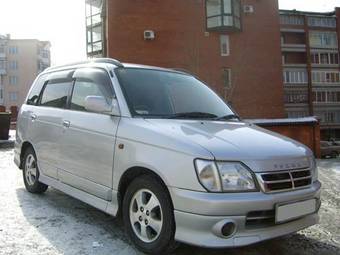 1998 Daihatsu Pyzar