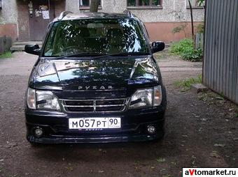 1998 Daihatsu Pyzar Pictures