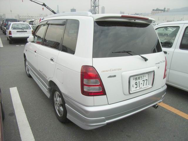 1999 Daihatsu Pyzar Pictures