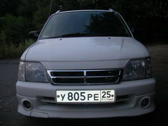 1999 Daihatsu Pyzar Photos