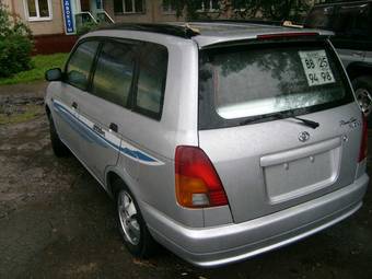 1999 Daihatsu Pyzar For Sale