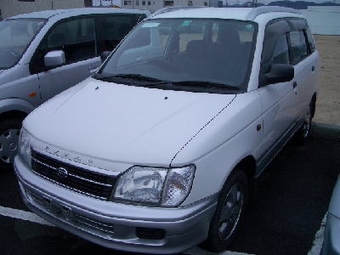 2000 Daihatsu Pyzar