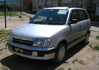 2000 Daihatsu Pyzar