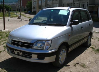 2000 Daihatsu Pyzar