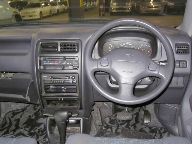 2000 Daihatsu Pyzar For Sale