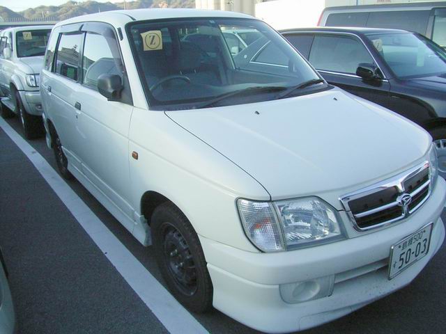 2000 Daihatsu Pyzar For Sale