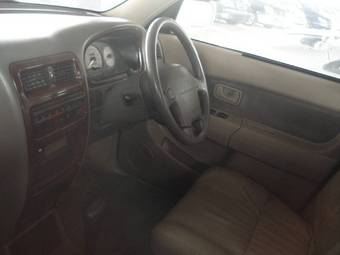 2000 Daihatsu Pyzar Pictures